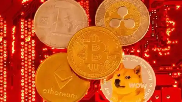 Bitcoin below $39,000; dogecoin, Shiba Inu, Solana also plunge. Check cryptocurrency prices today