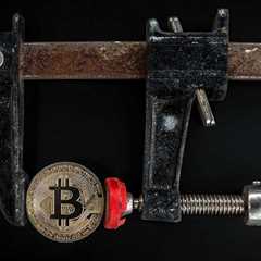 Crypto Market Plunges 10%, Liquidations Hit $19B As Donald Trump Announces 100% Tariffs On China